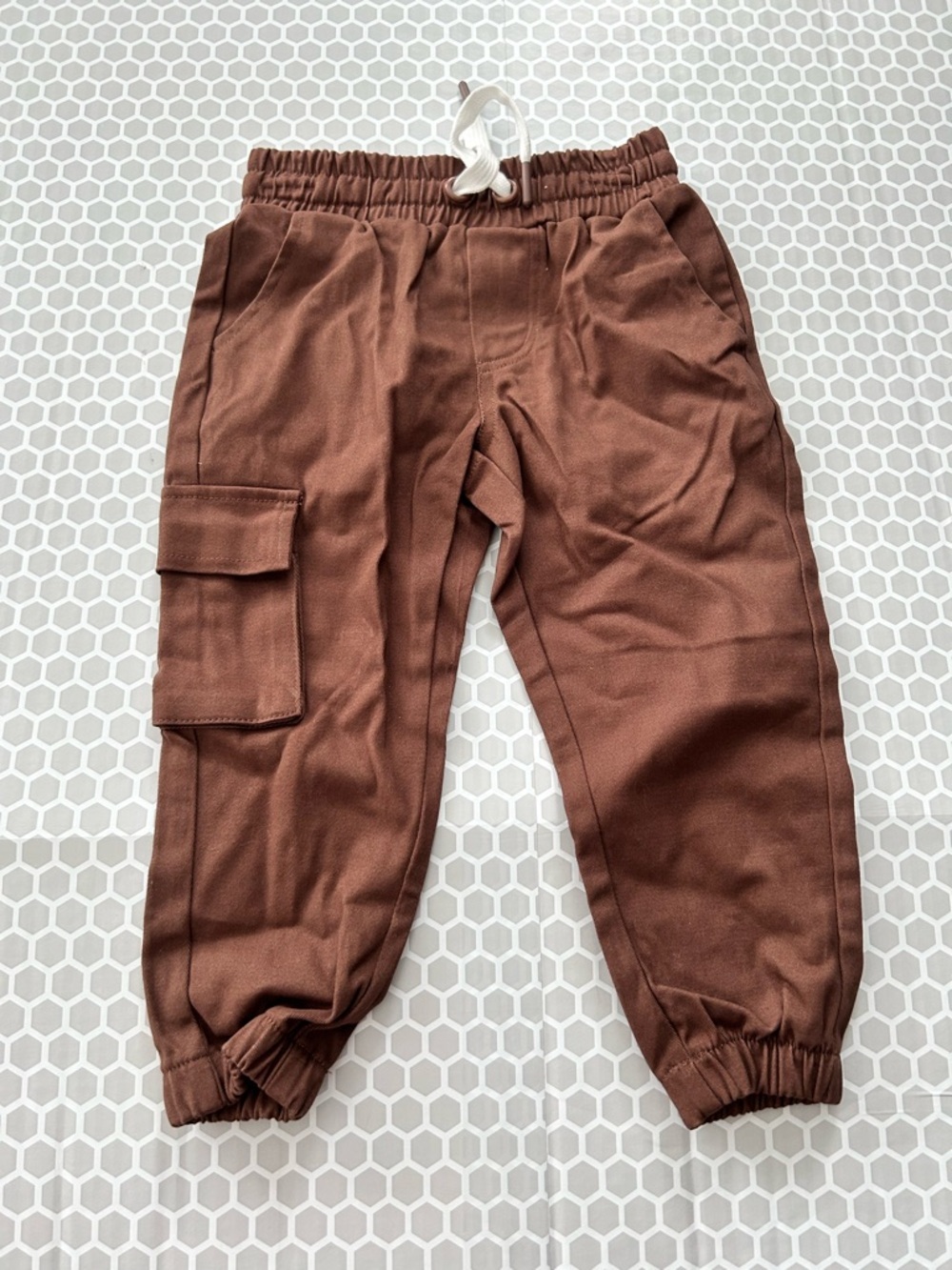 NWT Stitch & Stone Cream Short Sleeve Tee and Matching Carpenter Pants Size 2T - Picture 4 of 6